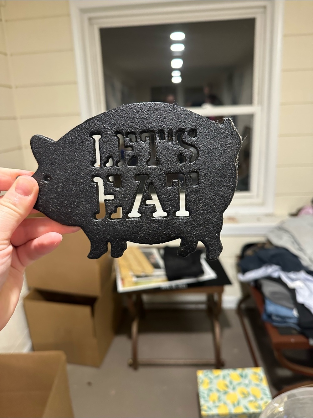 Cast Iron Pig Trivet - "LET'S EAT" - Black
